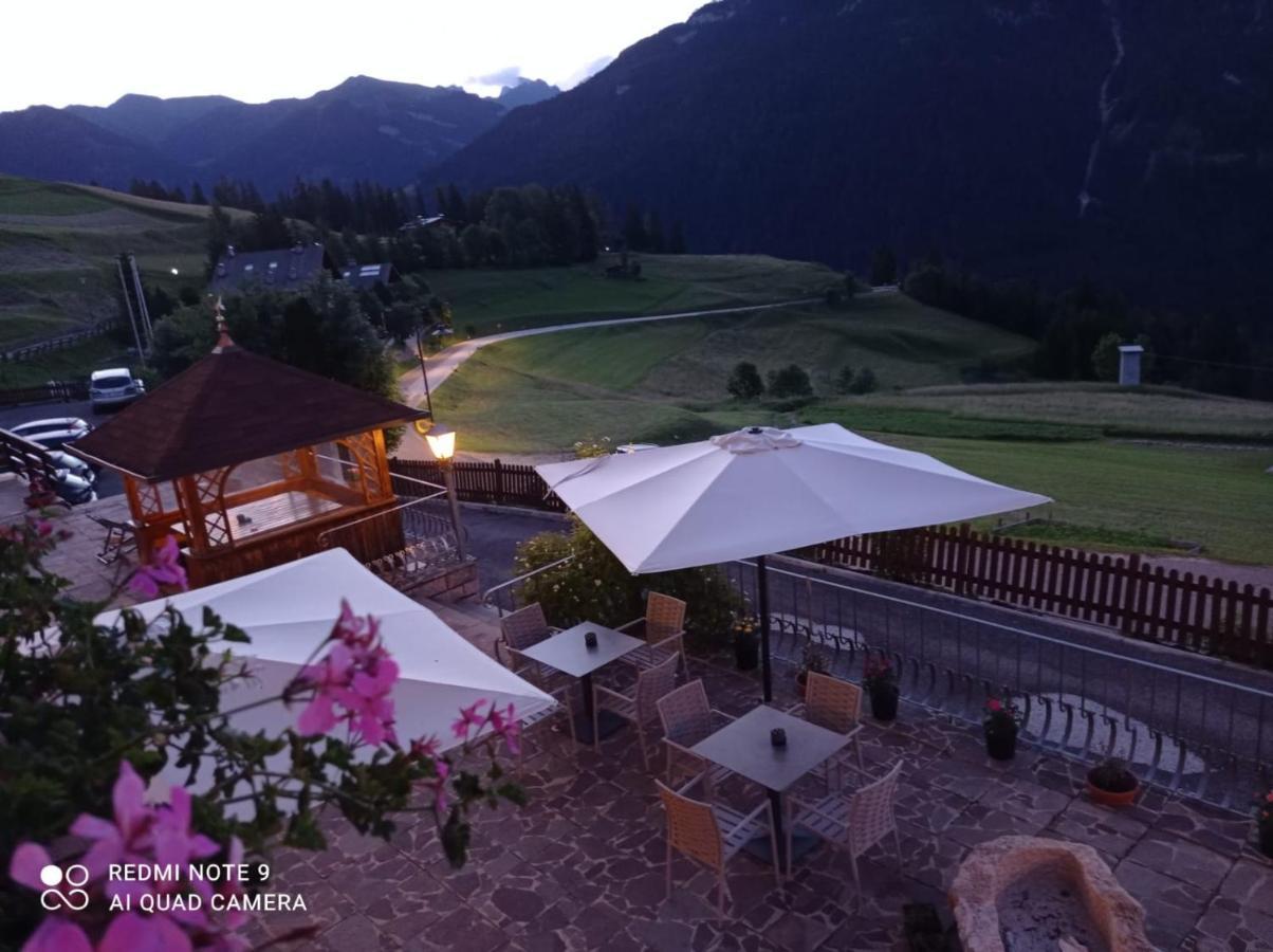 Hotel Millefiori Vigo di Fassa Kültér fotó