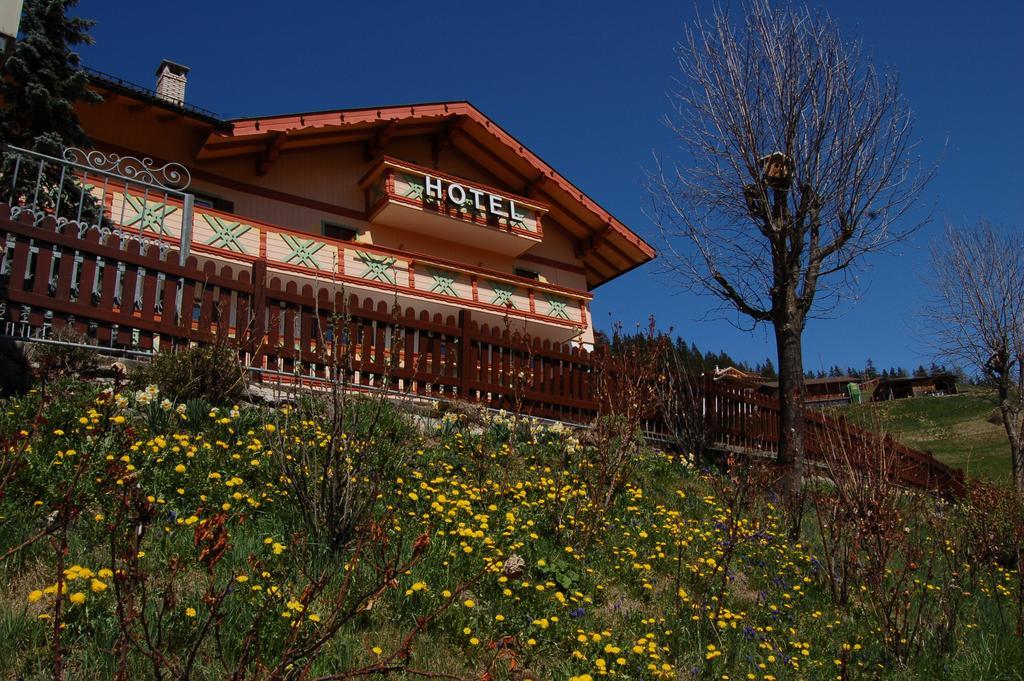 Hotel Millefiori Vigo di Fassa Szoba fotó