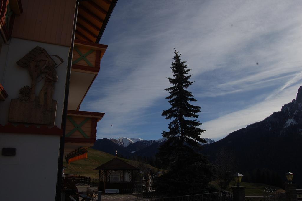 Hotel Millefiori Vigo di Fassa Szoba fotó